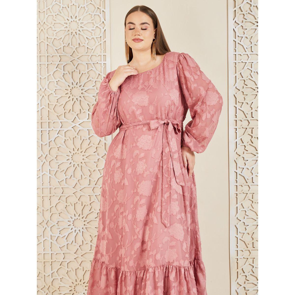 فستان طويل بمقاس كبير وتفاصيل بارزة الملمس-women-clothing-dresses-image-2