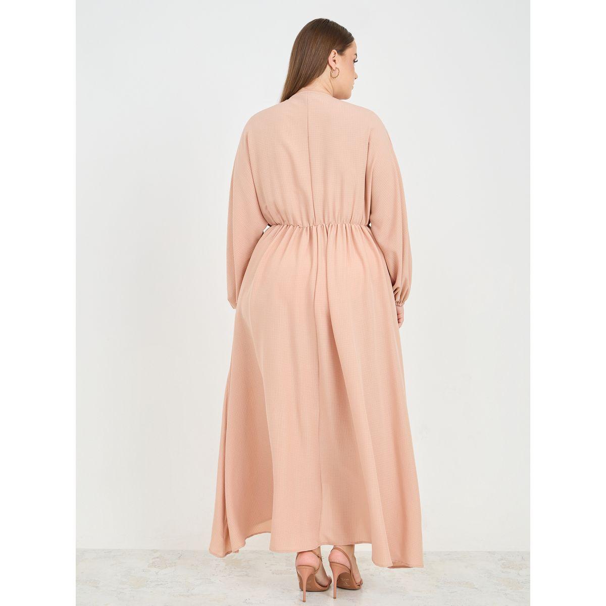فستان طويل بمقاس كبير وتفاصيل بارزة الملمس-women-clothing-dresses-image-4