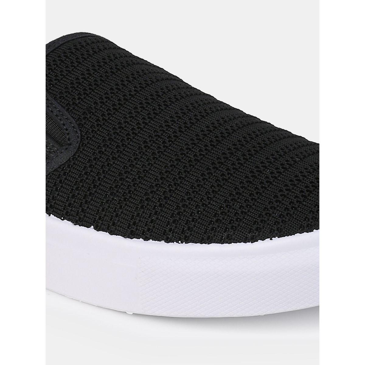 حذاء مريح سهل الارتداء بتفاصيل محبوكة-men-shoes-sneakers-image-7