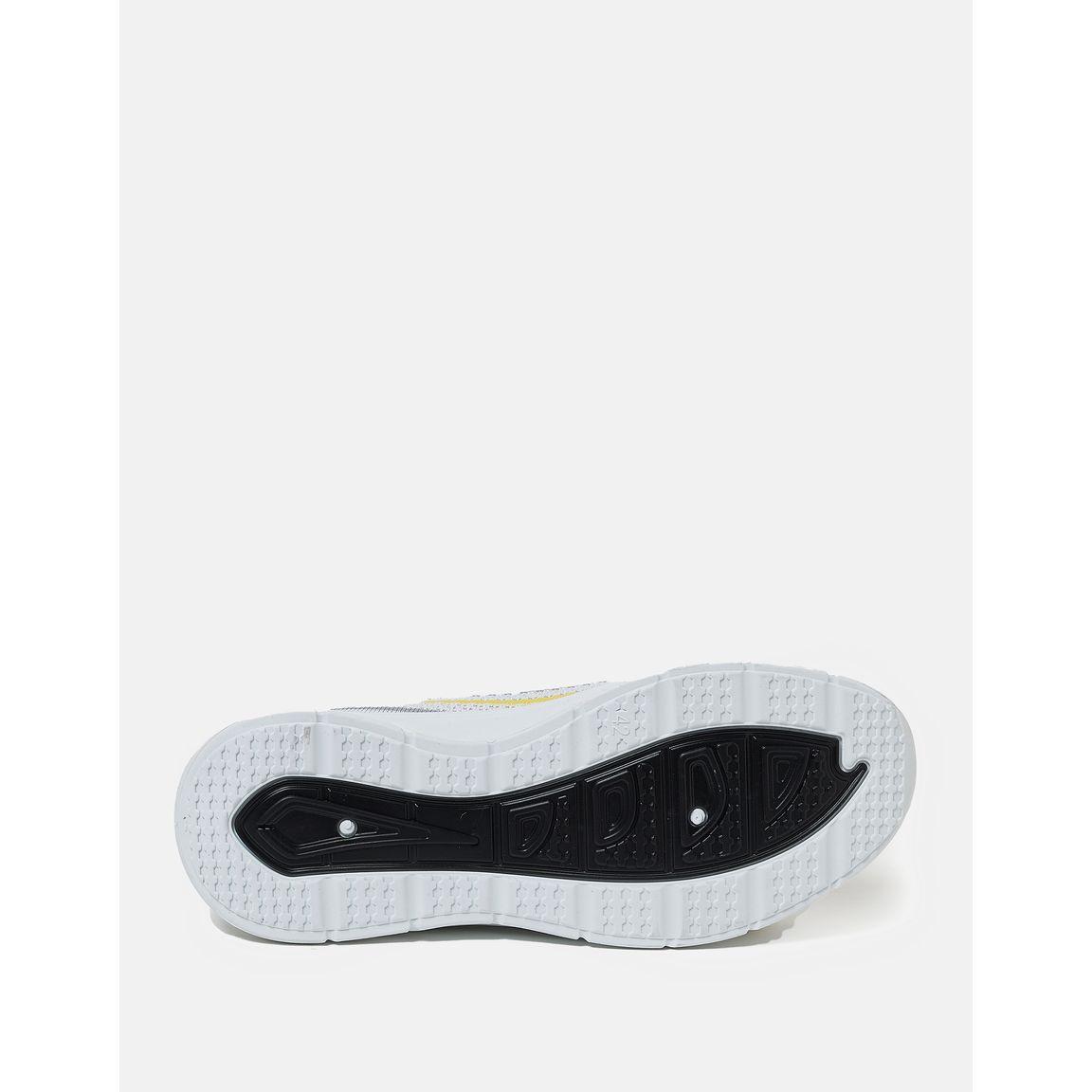Cobblerz Contrast Striped Mesh Low Top Lace Up Sneakers-men-shoes-sneakers-image-5