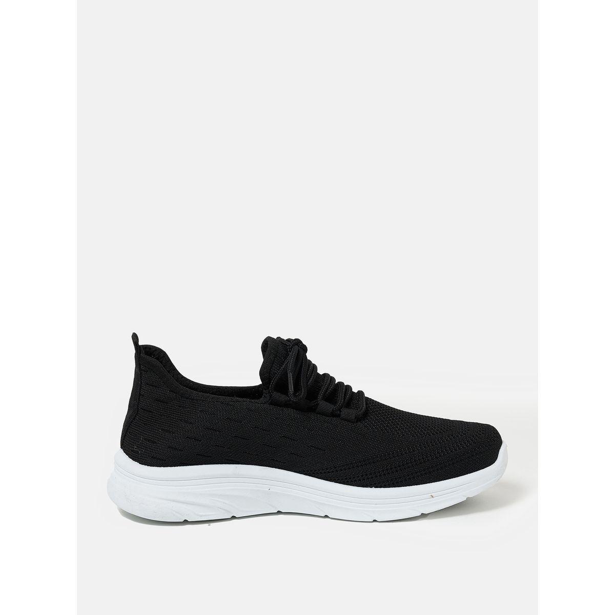 Textured Low Top Lace Up Sneakers-men-shoes-sneakers-image-1