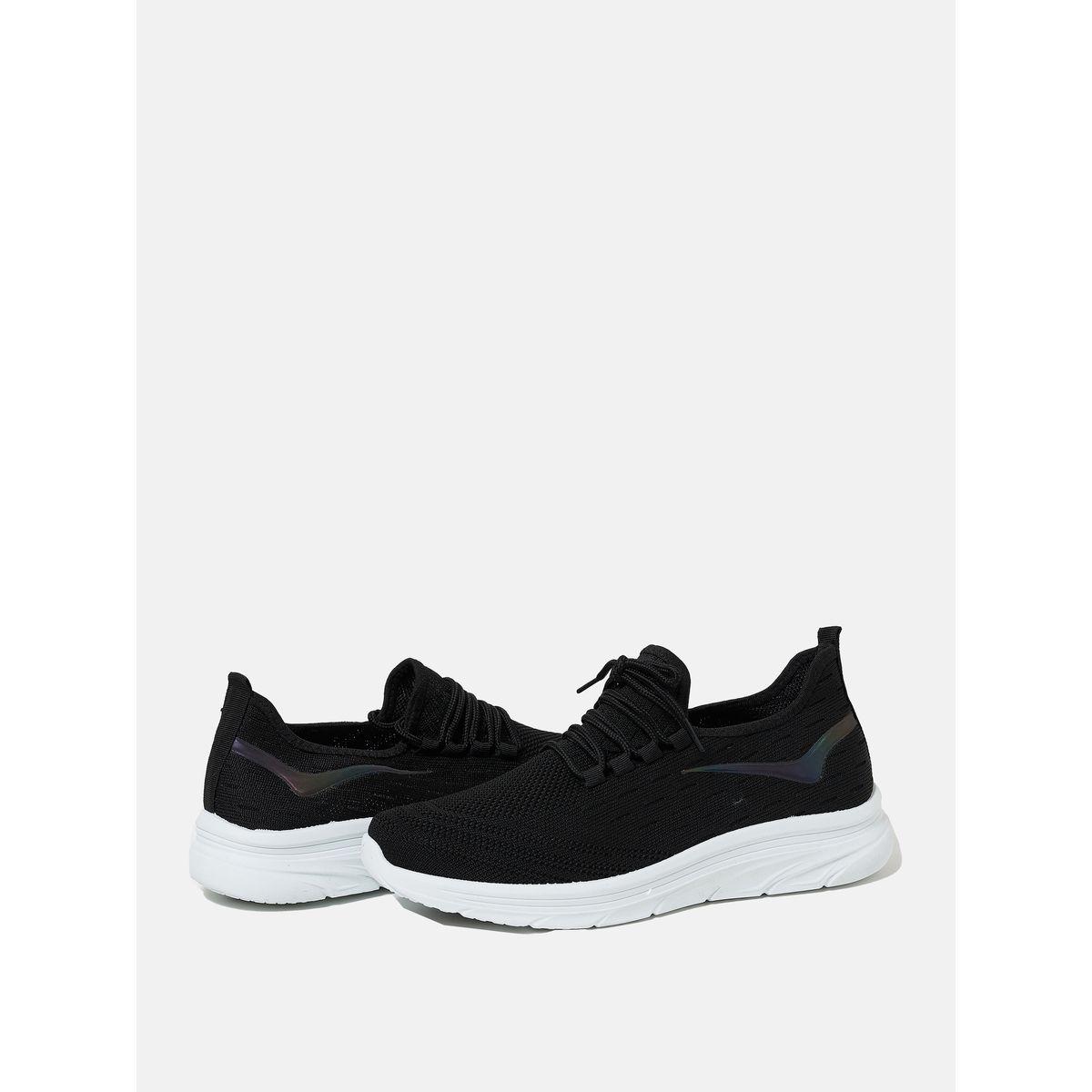 Textured Low Top Lace Up Sneakers-men-shoes-sneakers-image-3