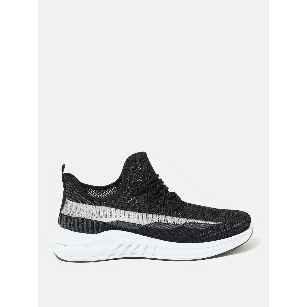 Side Texture Mesh Low Top Lace Up Sneakers-men-shoes-sneakers-image-1