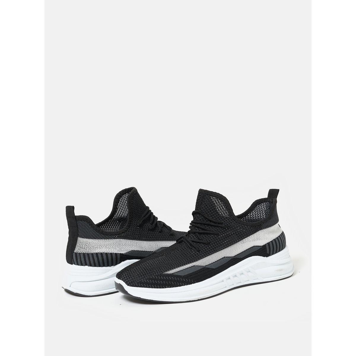 Side Texture Mesh Low Top Lace Up Sneakers-men-shoes-sneakers-image-3