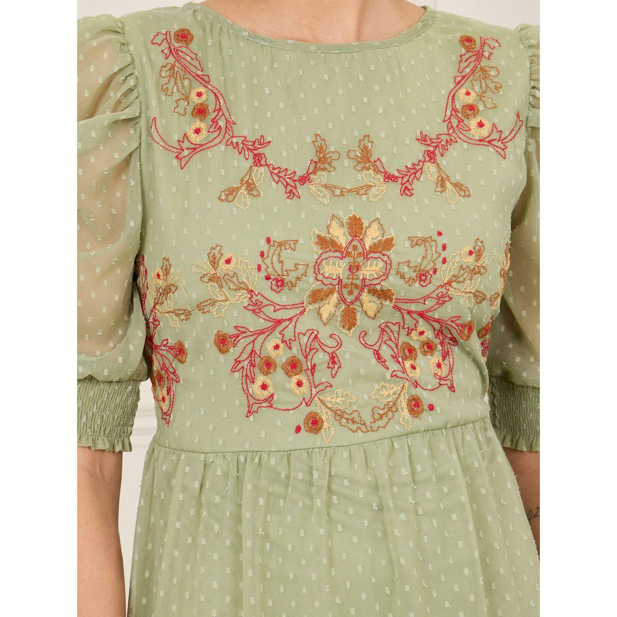 فستان ميدي بكسرات وتفاصيل كشكش-women-clothing-dresses-image-3