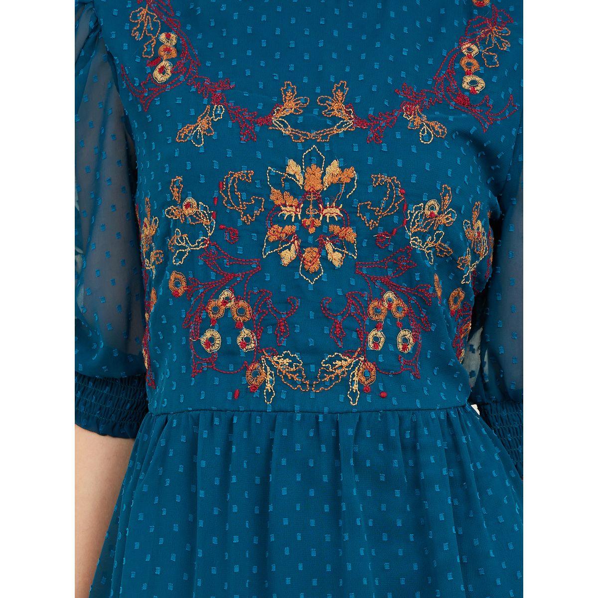 فستان ميدي بكسرات وتفاصيل مزمومة-women-clothing-dresses-image-3