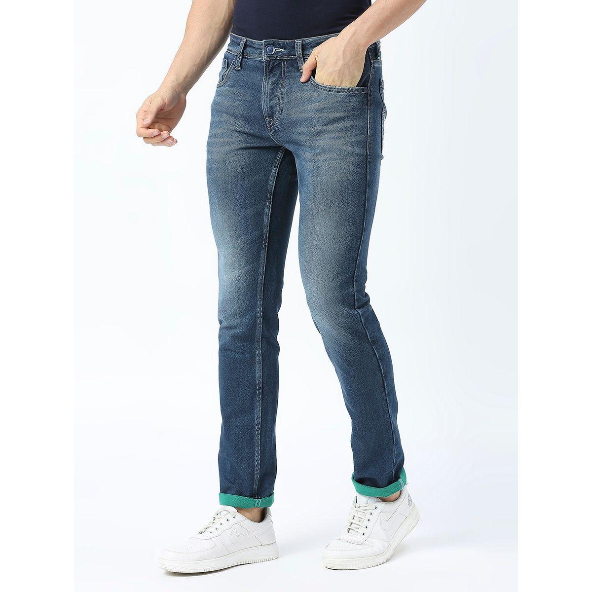 جينز بتفاصيل لون باهت وزر غلق-men-clothing-bottoms-jeans-image-2