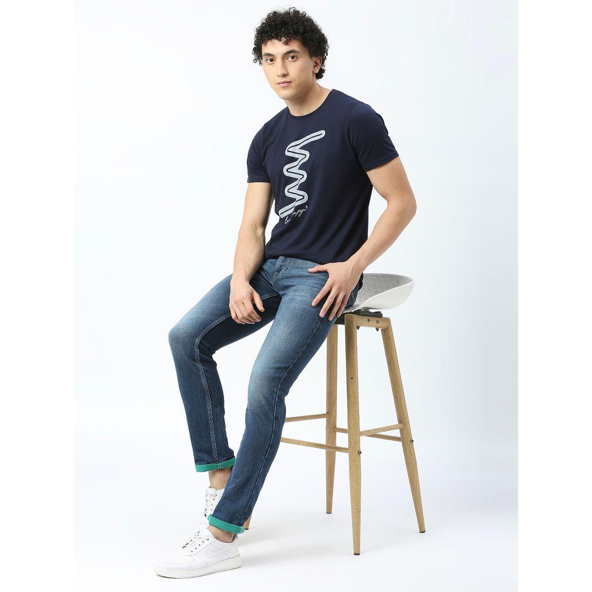 جينز بتفاصيل لون باهت وزر غلق-men-clothing-bottoms-jeans-image-6