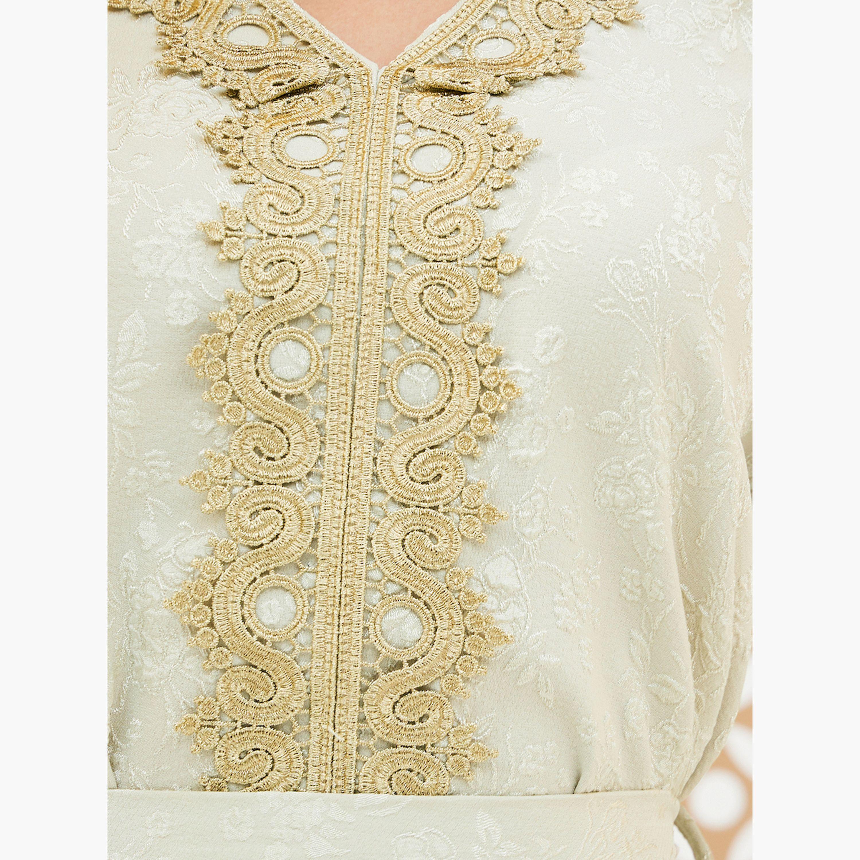 ستايلي - قفطان جاكار بفتحة على شكل حرف V مع تفاصيل دانتيل-women-arabicclothing-kaftan-image-4