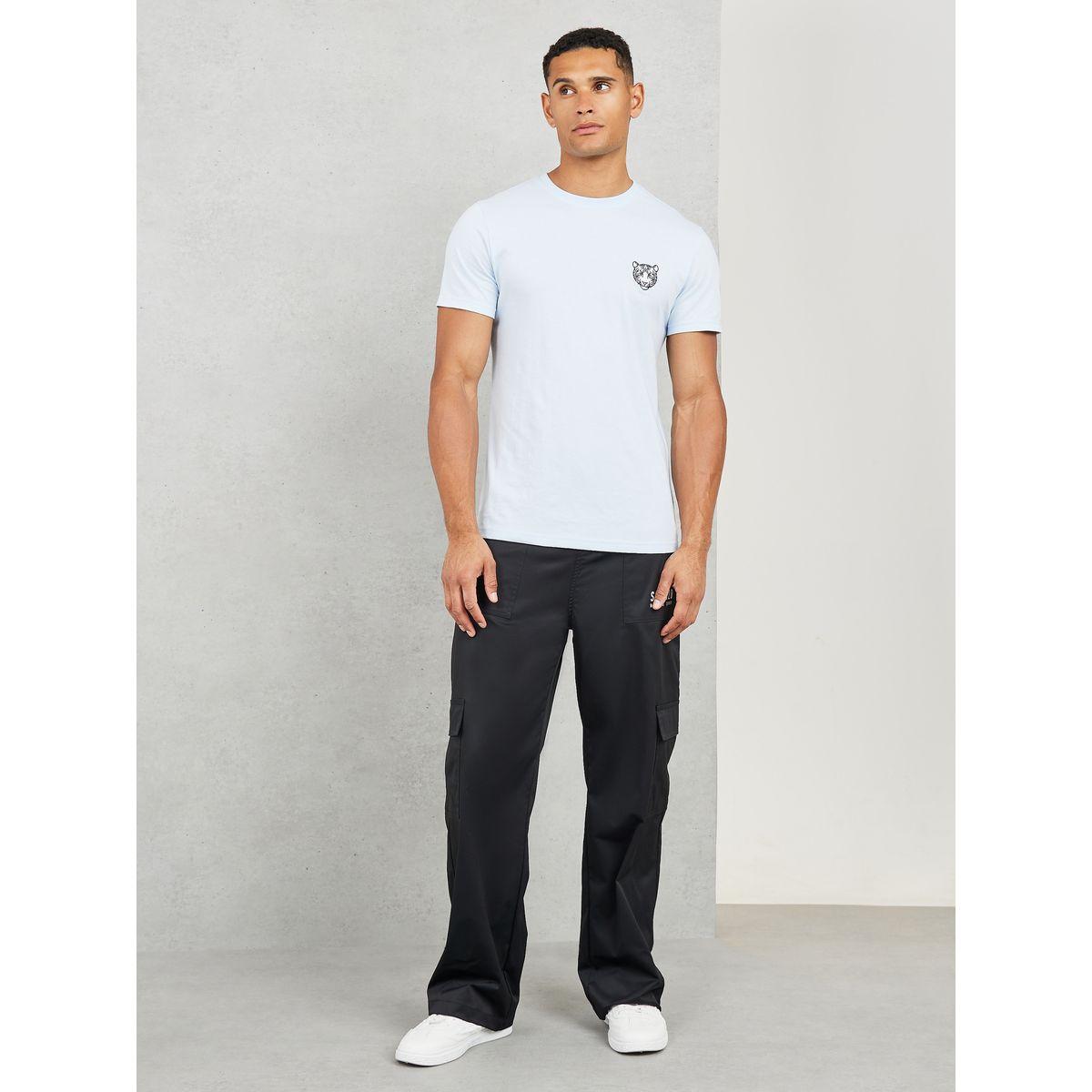 تيشيرت بتفاصيل مُطرّزة مع قصة عادية-men-clothing-tshirtsandpolos-tshirts-image-2