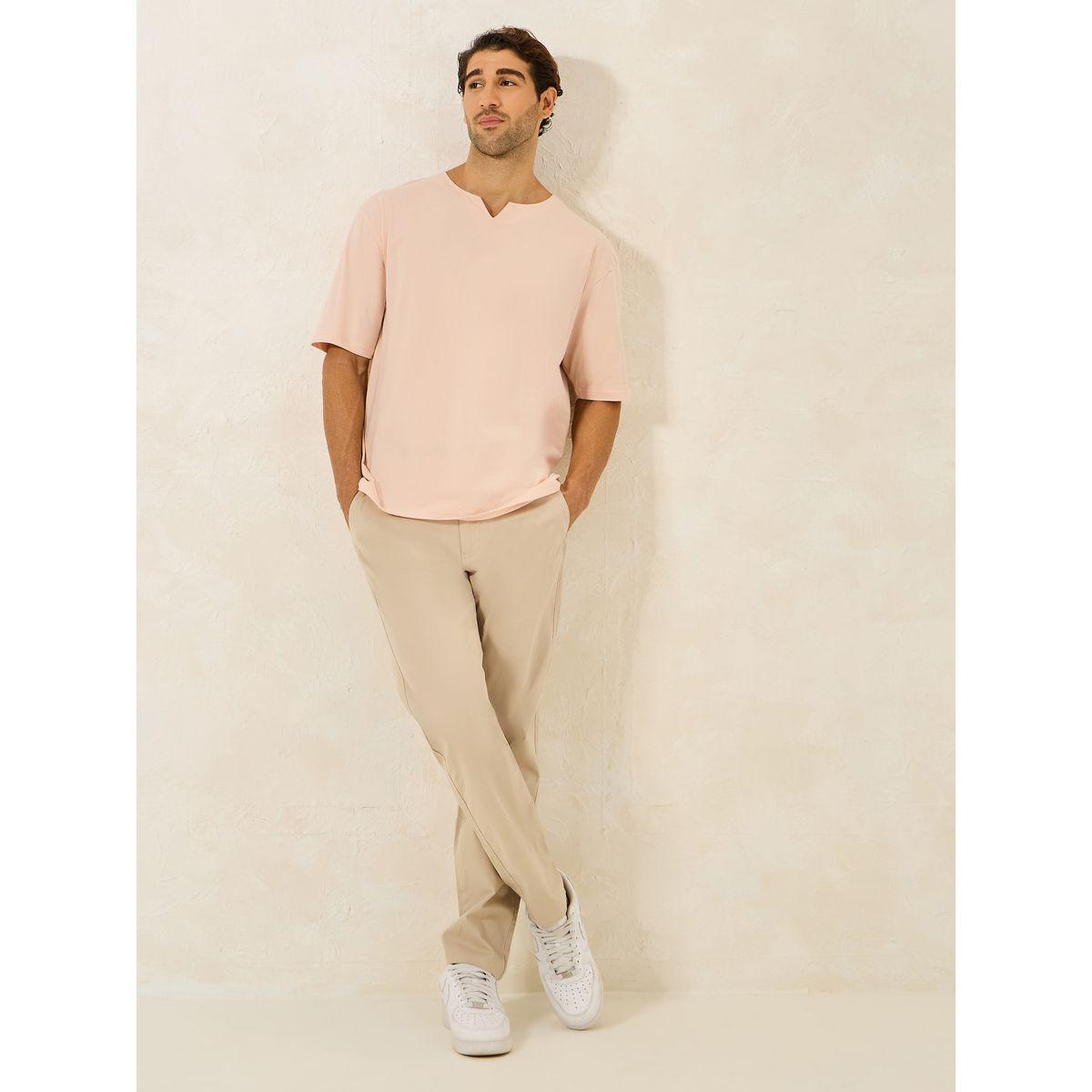 تيشيرت فضفاض باكمام قصيرة وياقة بشق-men-clothing-tshirtsandpolos-tshirts-image-2
