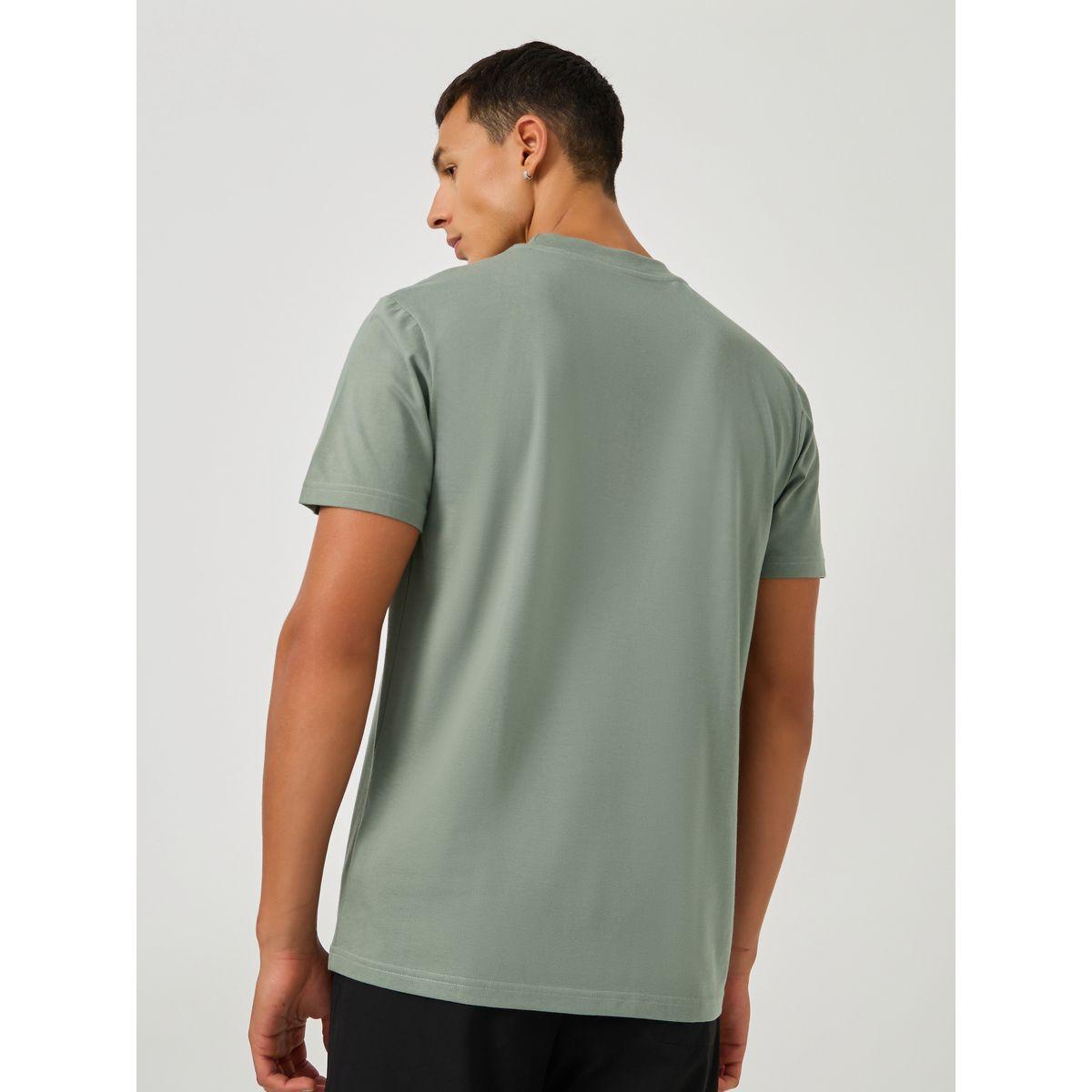 تيشيرت بقصة عادية وأكمام قصيرة-men-clothing-tshirtsandpolos-tshirts-image-4