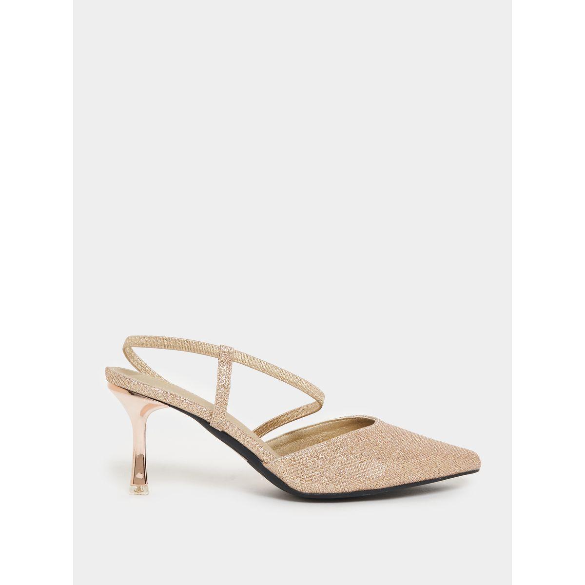 حذاء بامب بكعب منخفض وتفاصيل بارزة الملمس-women-shoes-heels-image-2