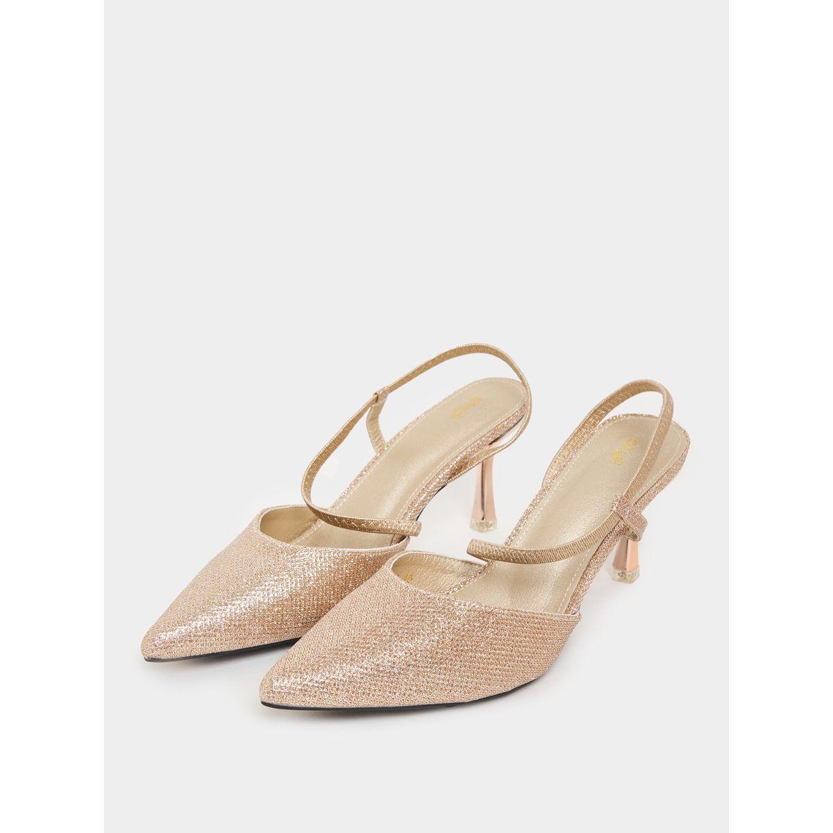 حذاء بامب بكعب منخفض وتفاصيل بارزة الملمس-women-shoes-heels-image-3