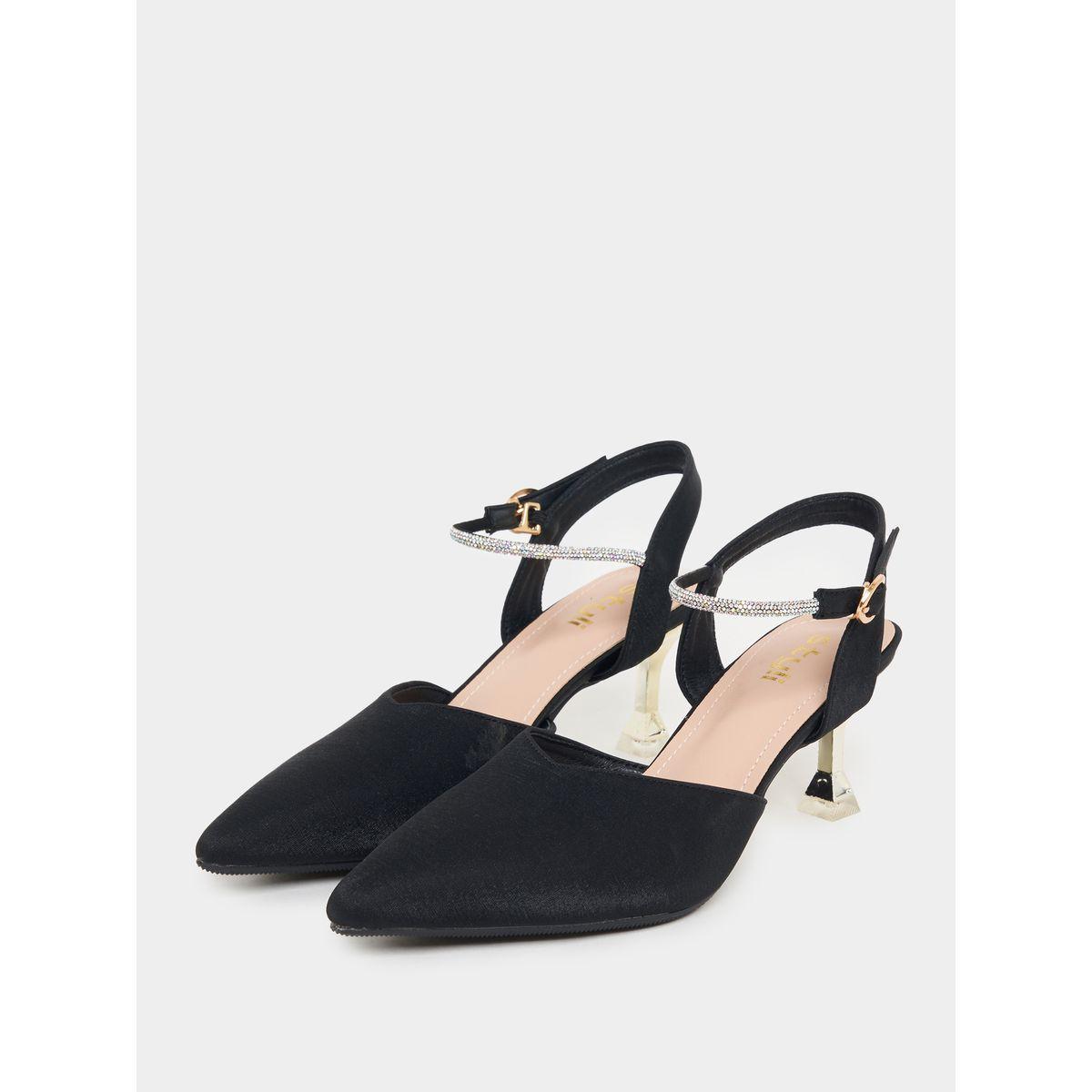 حذاء بامب بكعب منخفض مع سير بإبزيم غلق-women-shoes-heels-image-3