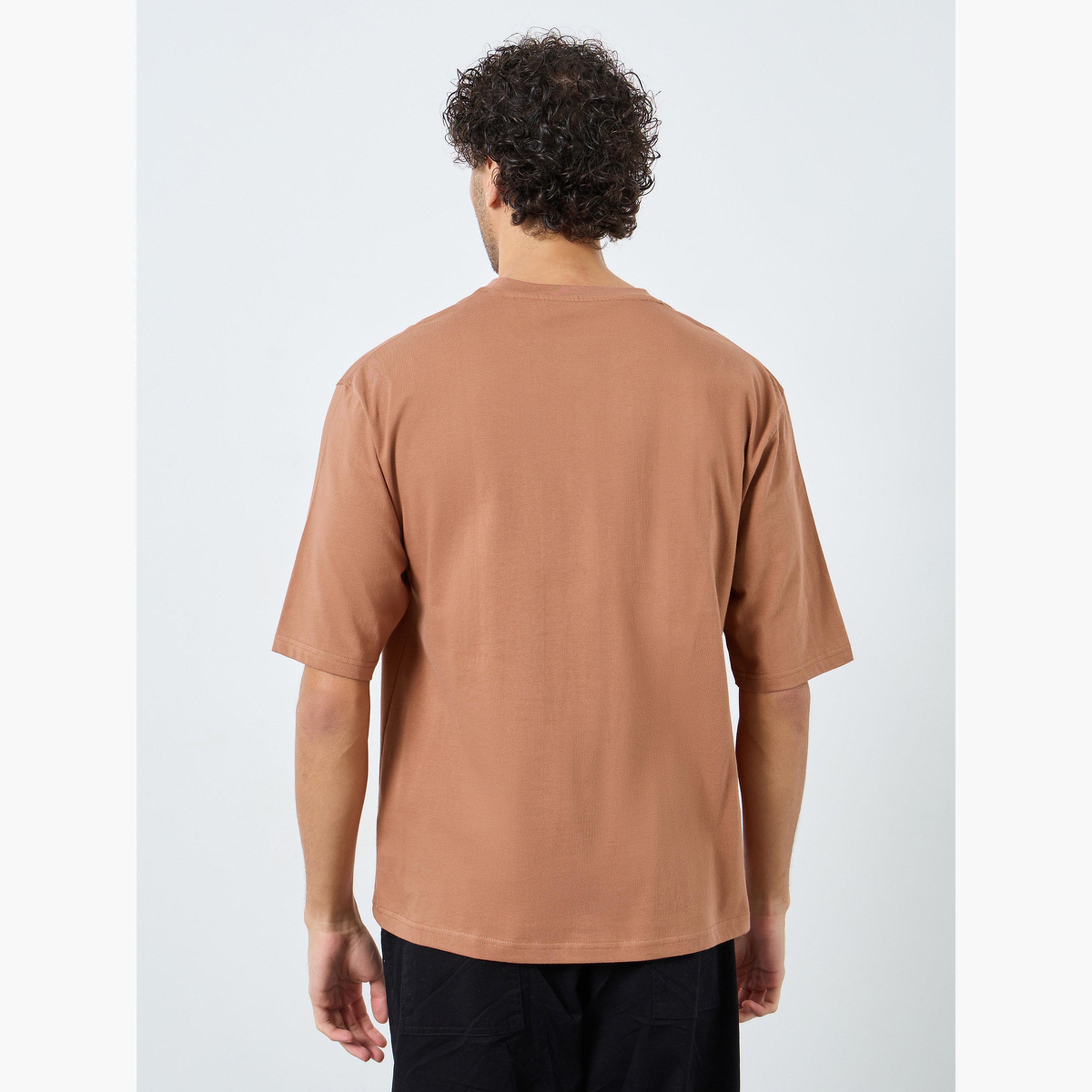 Styli Men Oversized Mock Neck T-Shirt-men-clothing-tshirtsandpolos-tshirts-image-4