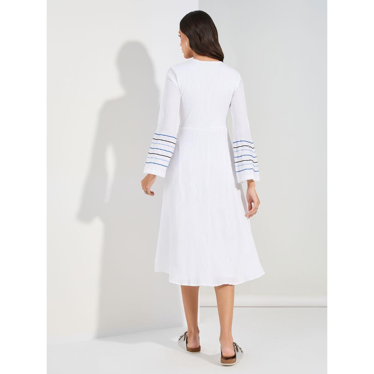 فستان ميدي مُطرّز مع ياقة باربطة-women-clothing-dresses-image-4