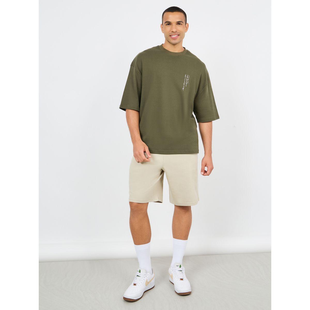 Styli Minimal Slogan Print Mock Neck Interlock Boxy Fit T-shirt-men-clothing-tshirtsandpolos-tshirts-image-2