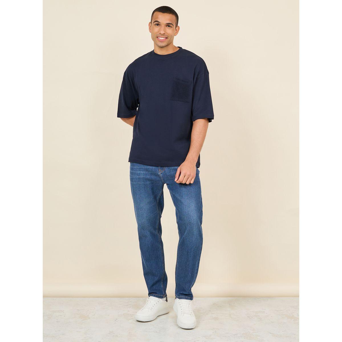 تيشيرت بقصة بوكسي وتفاصيل كروشيه-men-clothing-tshirtsandpolos-tshirts-image-2