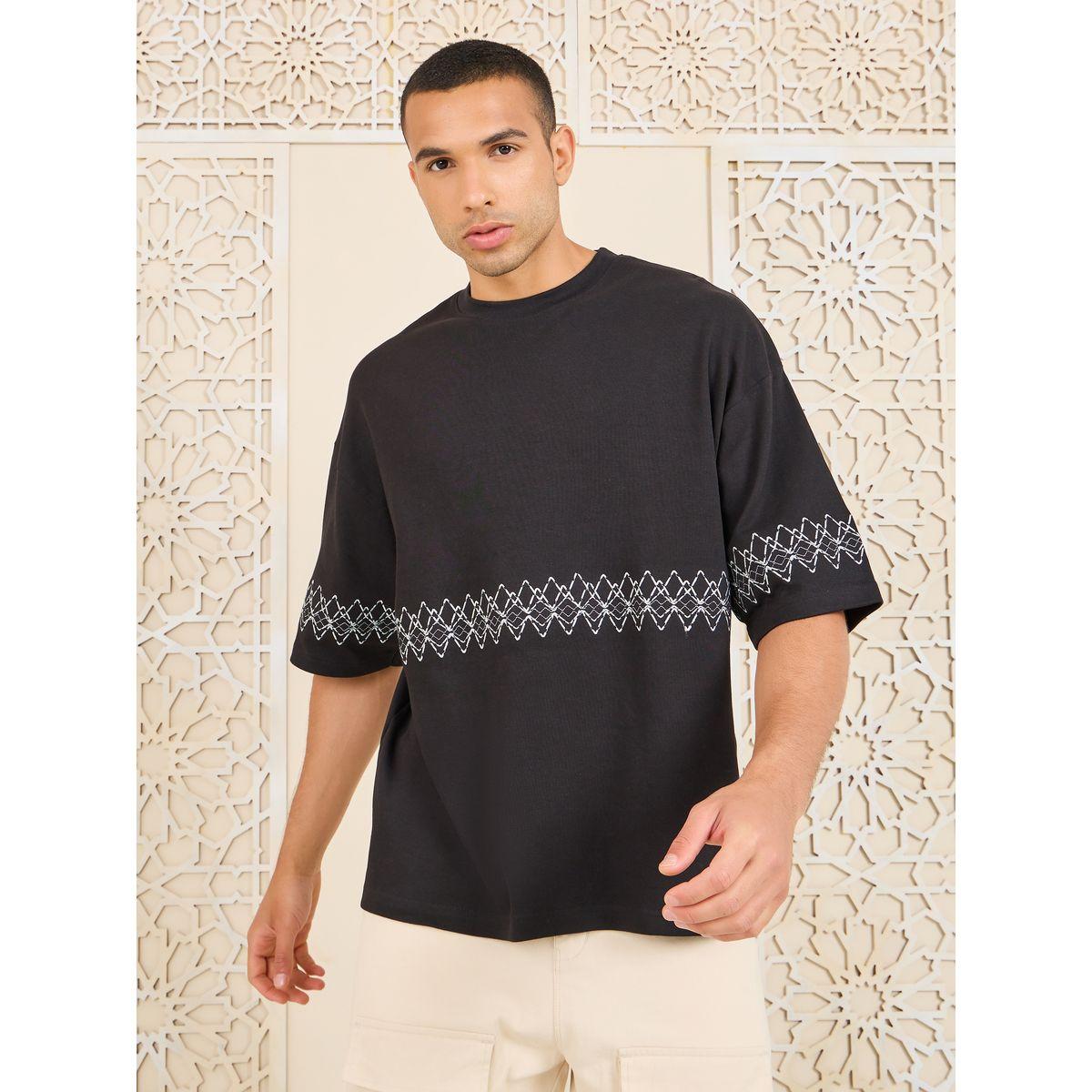 Styli Limited Premium Contrast Zigzag Embroidered Interlock Boxy Fit T-Shirt-men-clothing-tshirtsandpolos-tshirts-image-1
