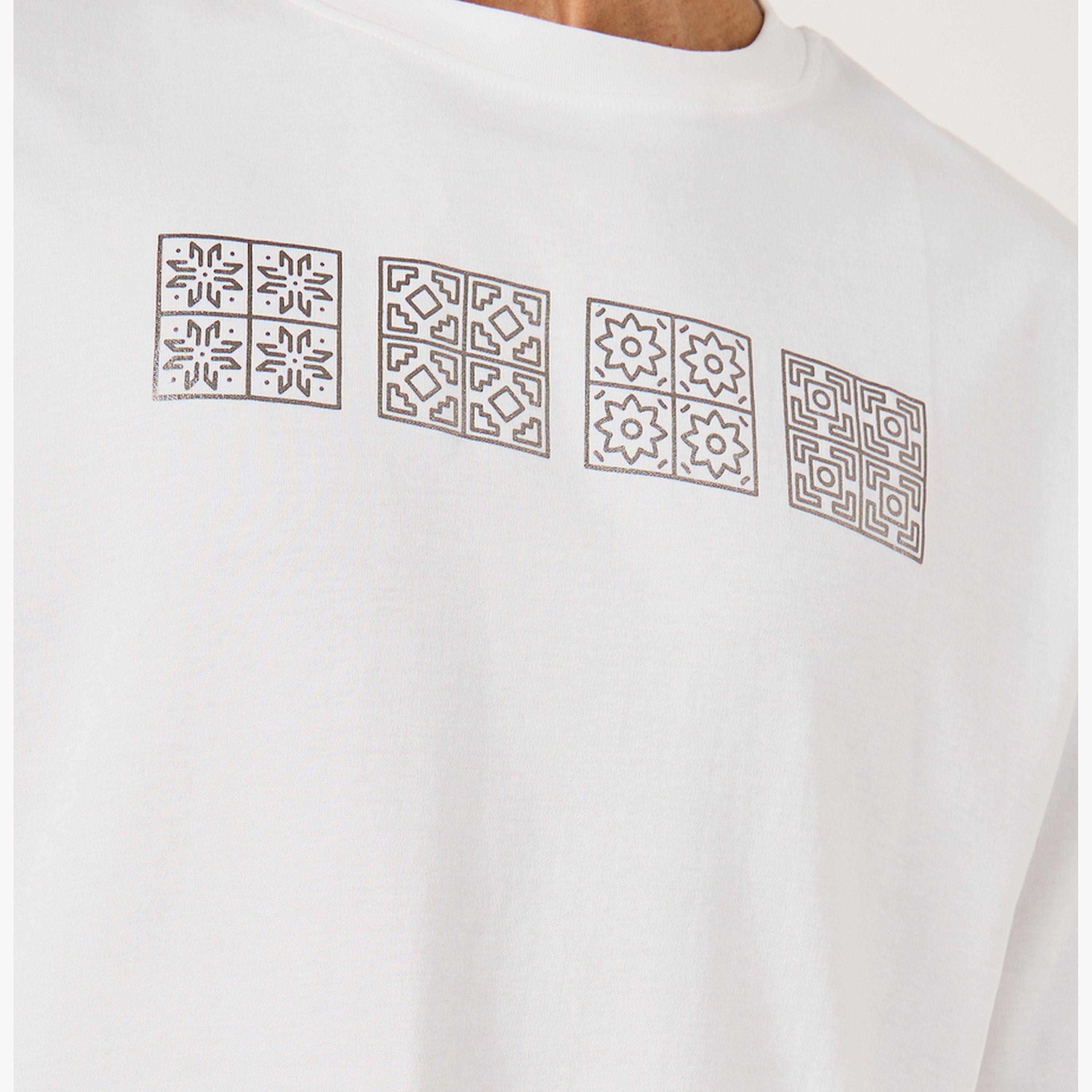 Styli Graphic Print Oversized Round Neck T-Shirt-men-clothing-tshirtsandpolos-tshirts-image-3