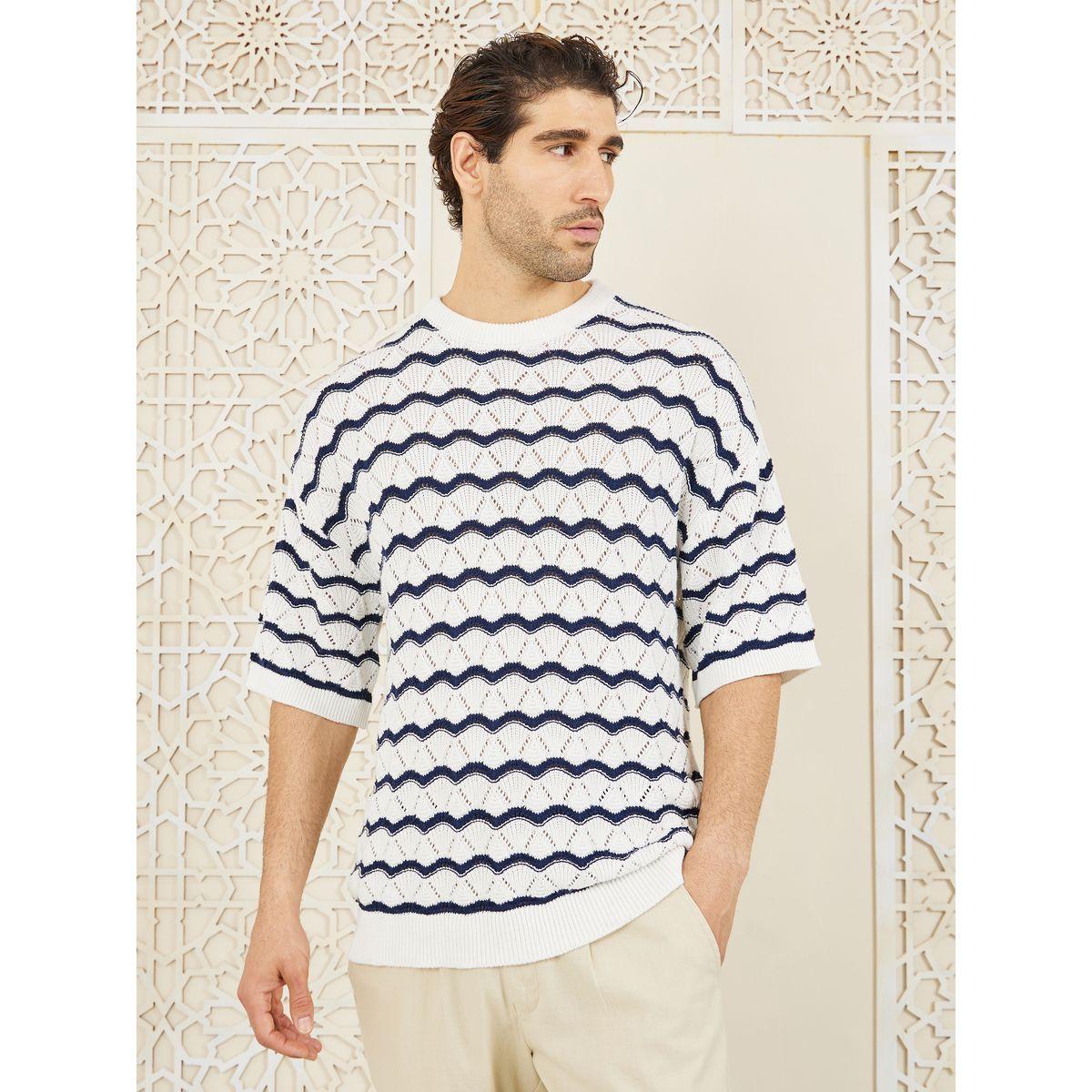 تيشيرت واسع محبوك بتفاصيل كروشيه-men-clothing-tshirtsandpolos-tshirts-image-3