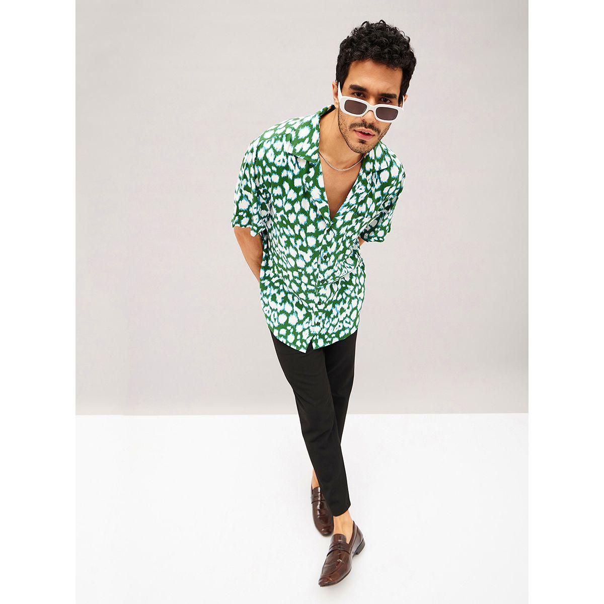 تيشيرت بقصة مريحة وطبعة مجردة ماسكلن ساسافراس × ستايلي-men-clothing-shirts-image-4