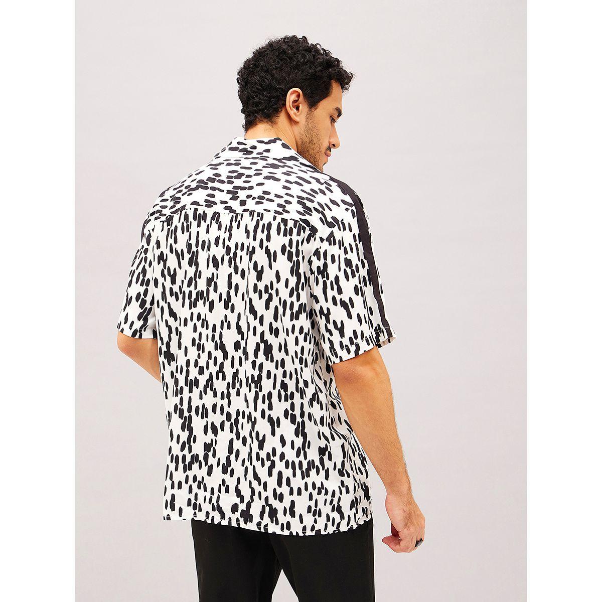 تيشيرت بقصة مريحة وطبعة مجردة ماسكلن ساسافراس × ستايلي-men-clothing-shirts-image-3