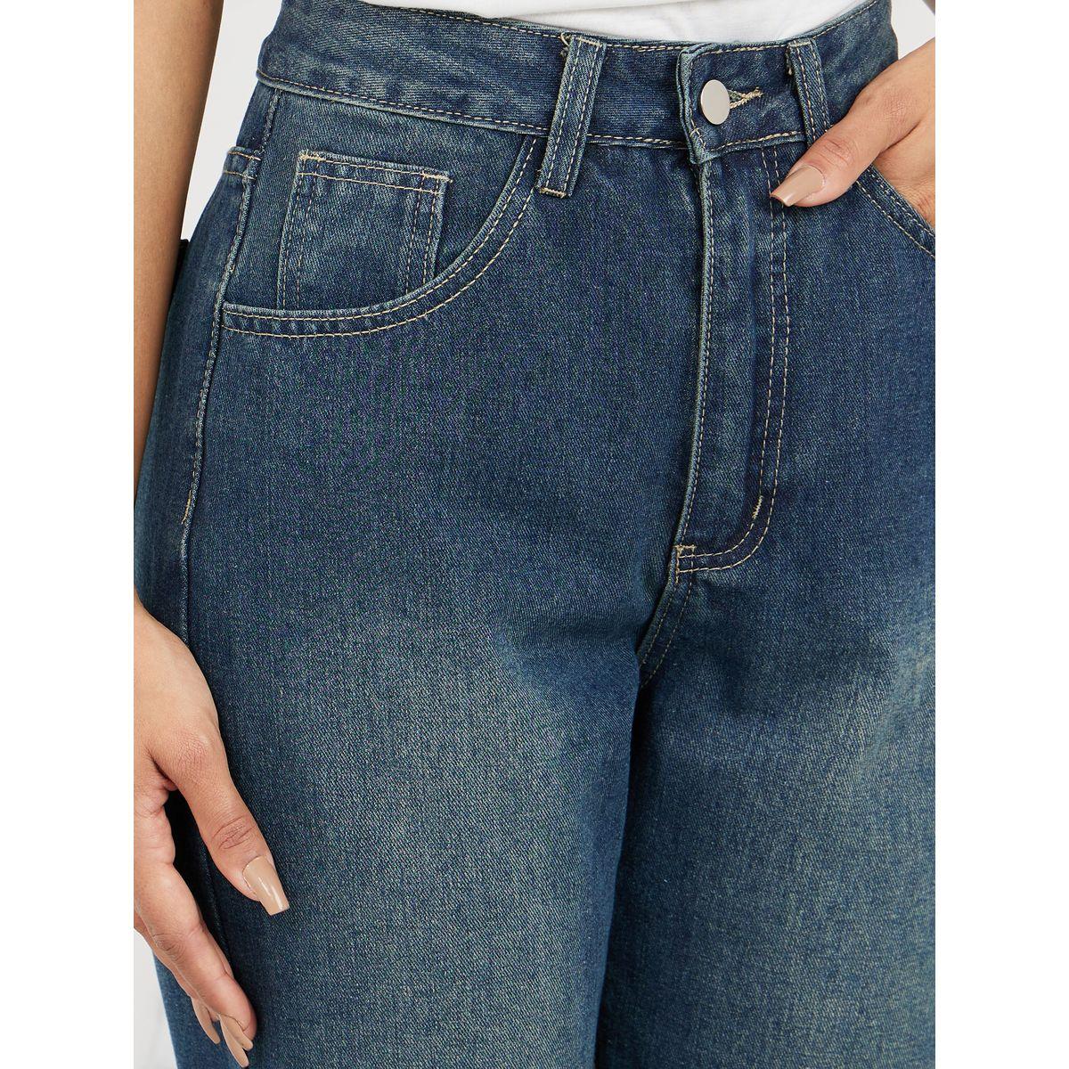 جينز بقصة مستقيمة وتفاصيل باهتة-women-clothing-bottoms-jeans-image-3