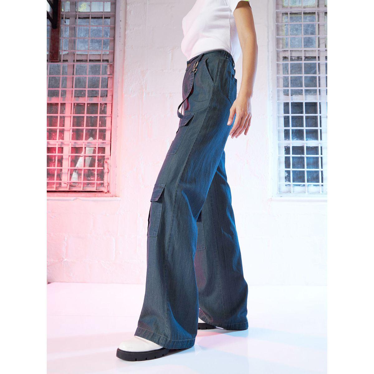 بنطال كارجو مزين بمشبك خطاف ساسافراس × ستايلي-women-clothing-bottoms-trousers-image-3