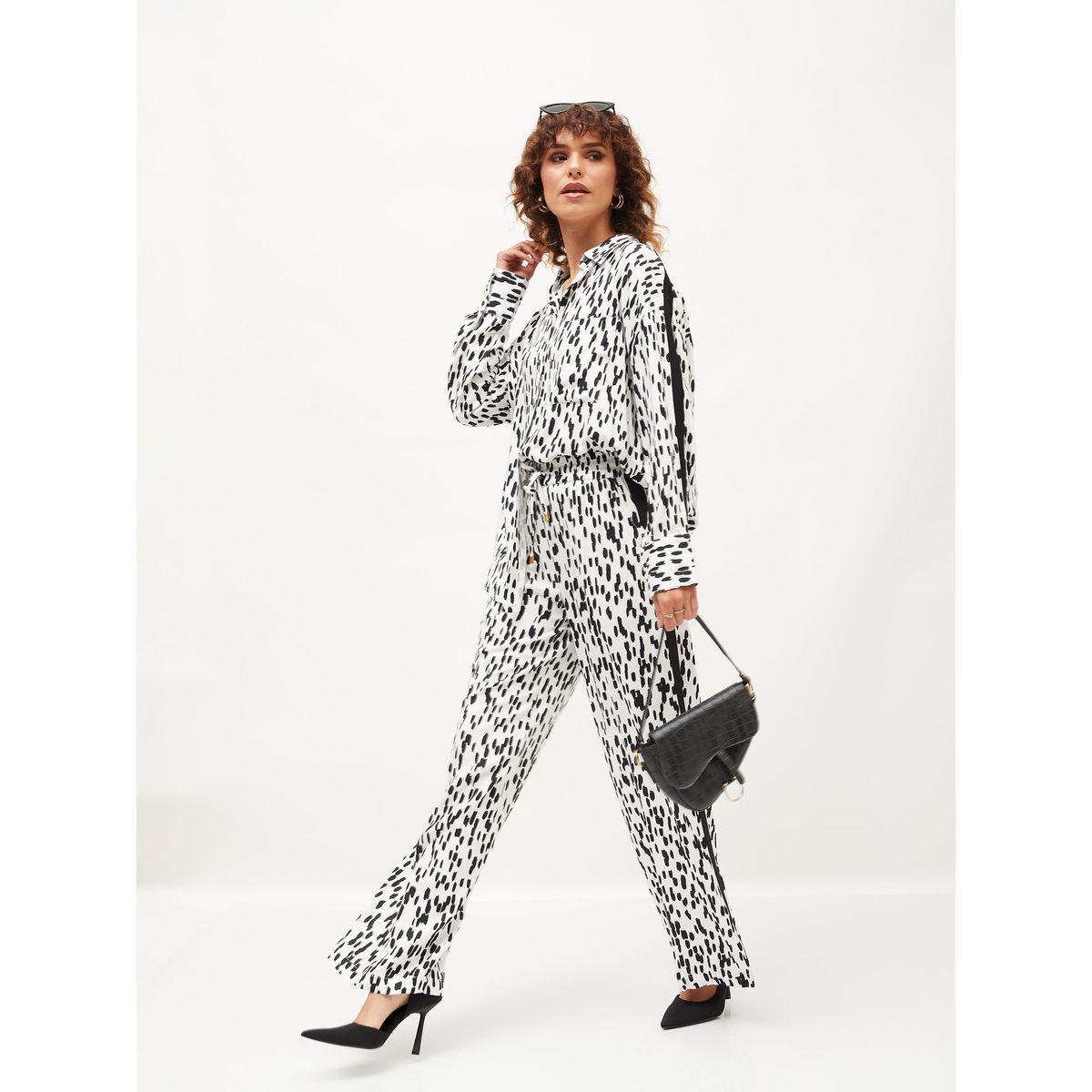 Sassafras X Styli Abstract Print Oversized Shirt & Pants Co-Ords-women-clothing-coordsets-image-1