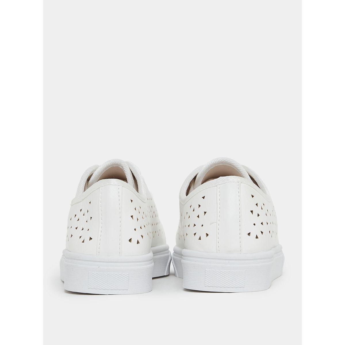 حذاء سنيكرز برباط غلق وفتحات-women-shoes-loafersandmoccasins-image-5