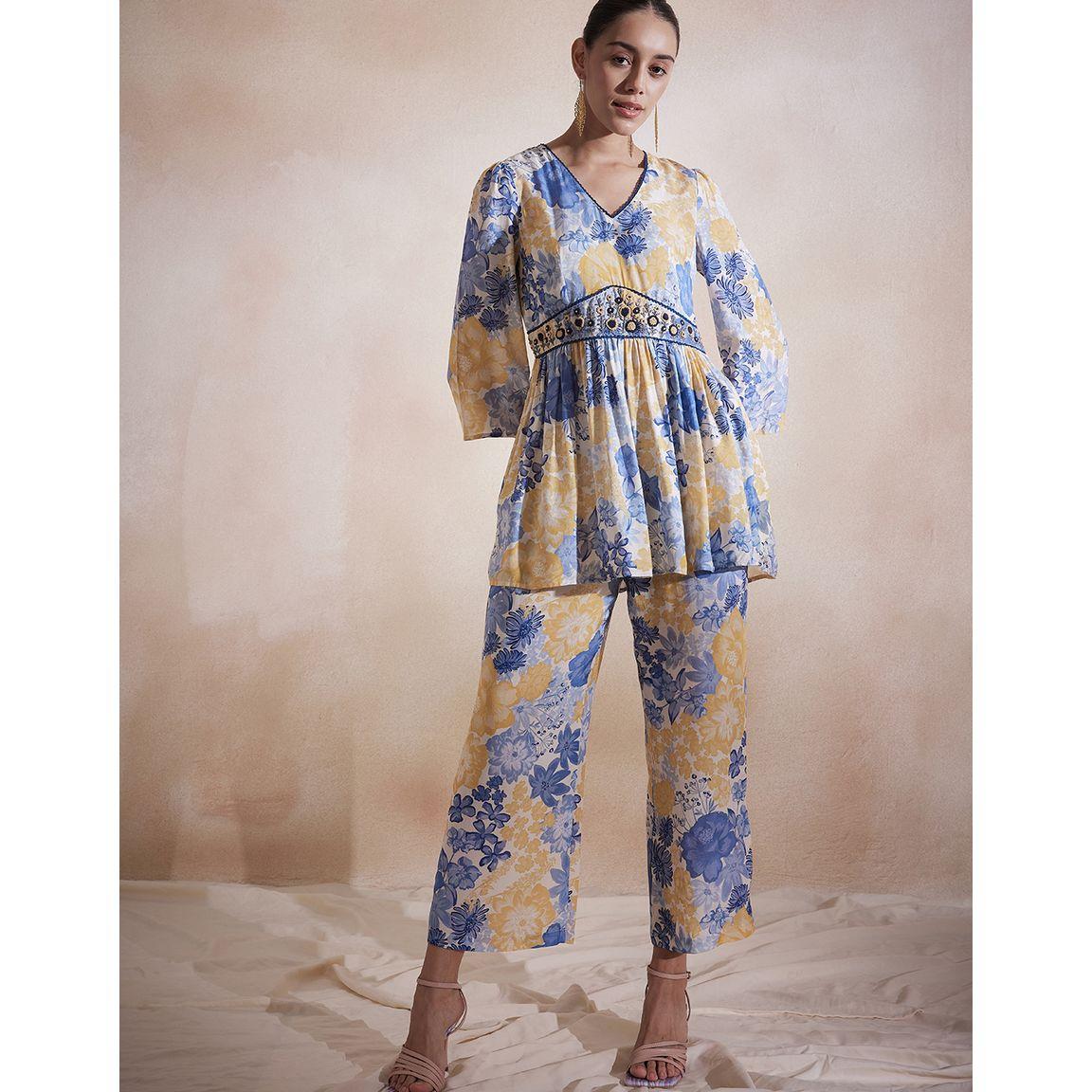 طقم منسق من ( بلوزة + بنطال ) فِميلا × ستايلي-women-clothing-coordsets-image-1