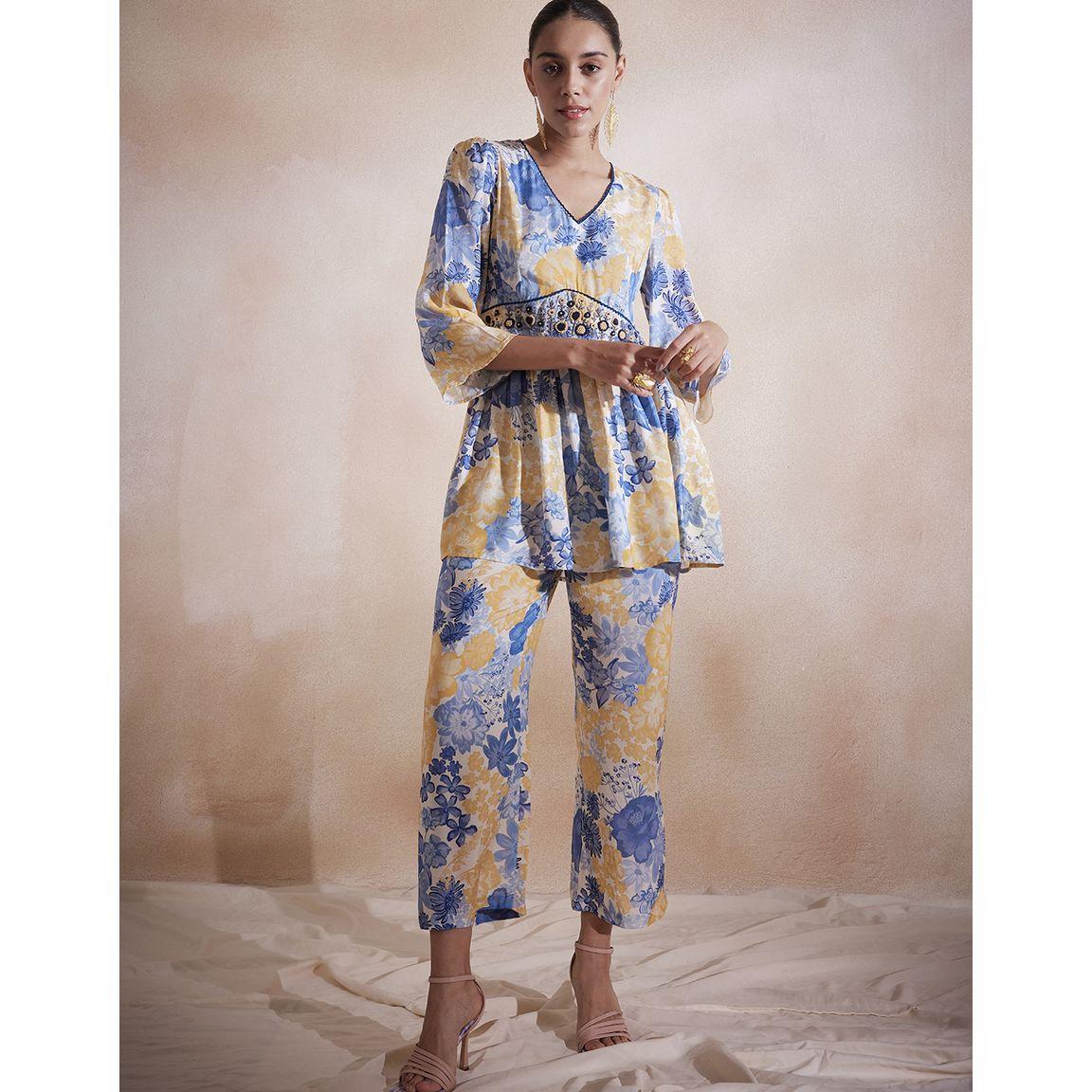 طقم منسق من ( بلوزة + بنطال ) فِميلا × ستايلي-women-clothing-coordsets-image-2
