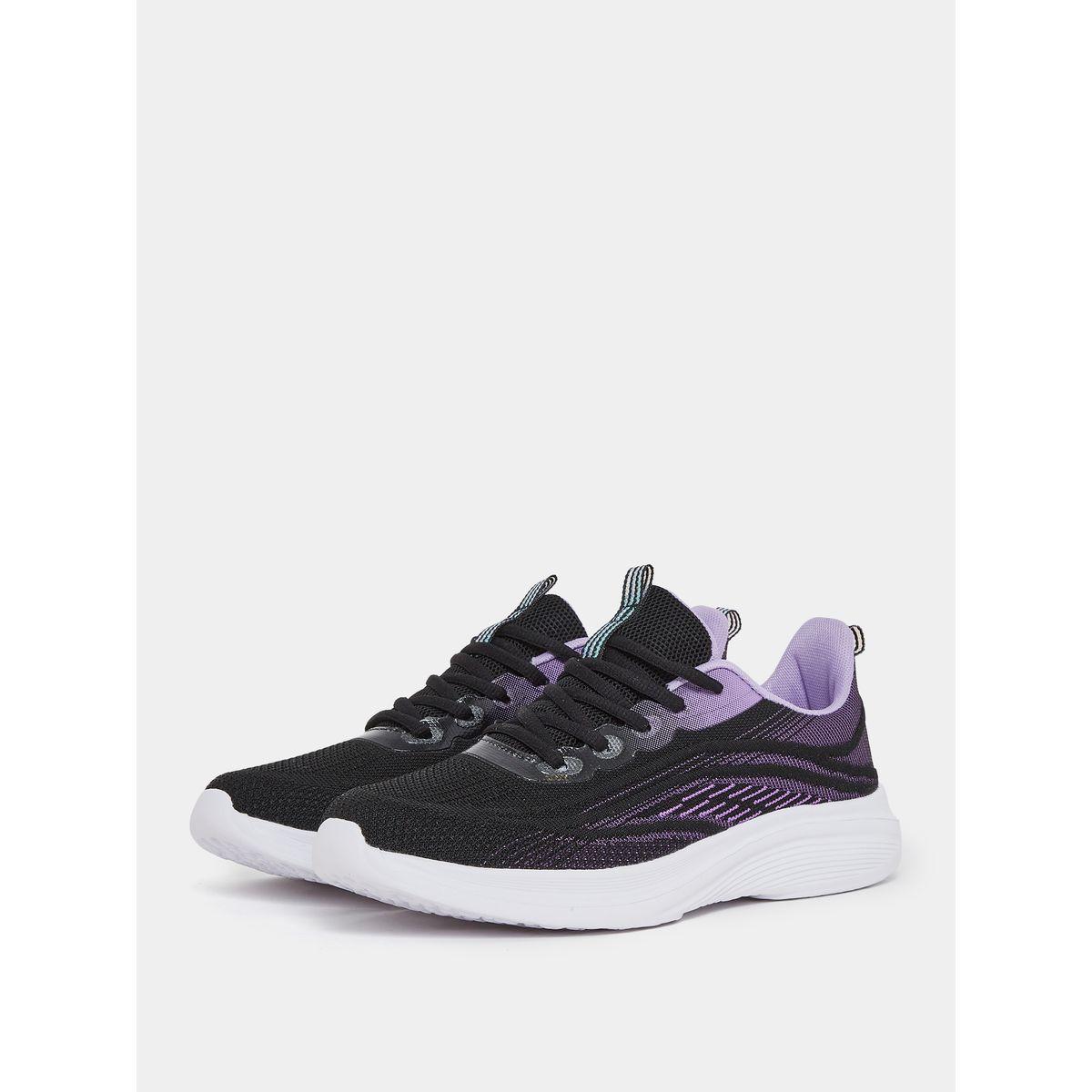 حذاء سنيكرز بتفاصيل بارزة الملمس-women-shoes-sneakers-image-3