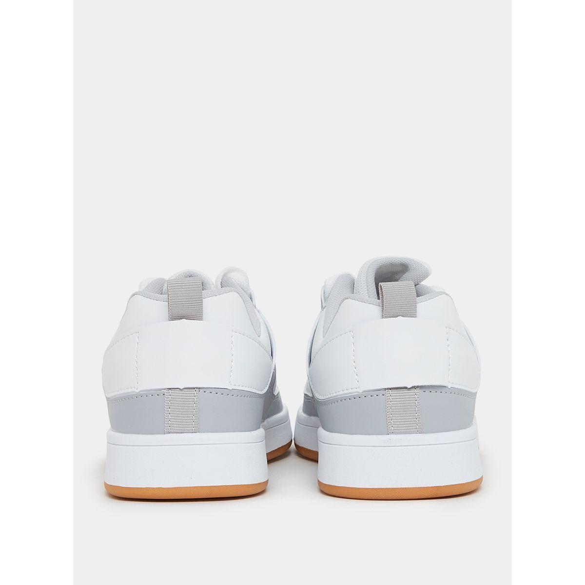 حذاء كاجوال بتفاصيل درزات-women-shoes-sneakers-image-5