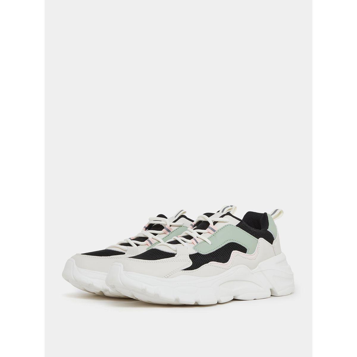 حذاء سنيكرز بنمط كتل الالوان-women-shoes-sneakers-image-3