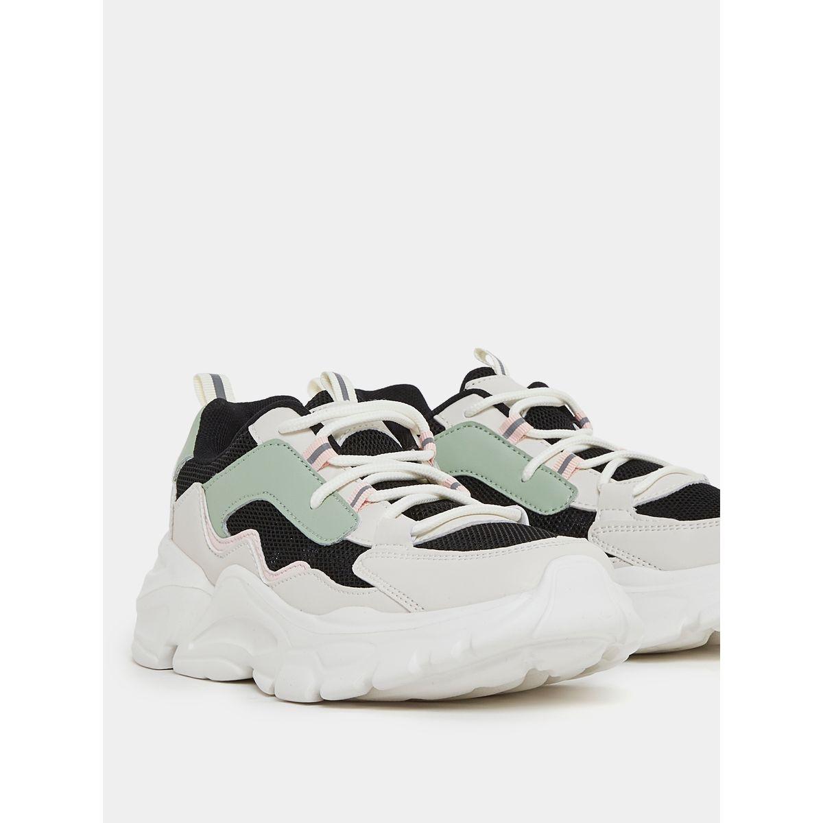 حذاء سنيكرز بنمط كتل الالوان-women-shoes-sneakers-image-4