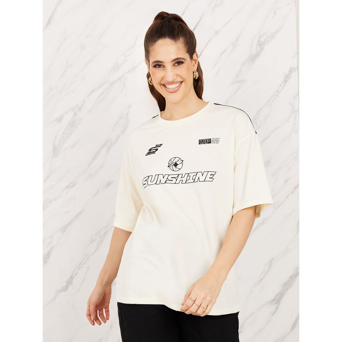 تيشيرت واسع بطبعة جرافيك مع اكتاف منخفضة-women-clothing-tshirts-image-1