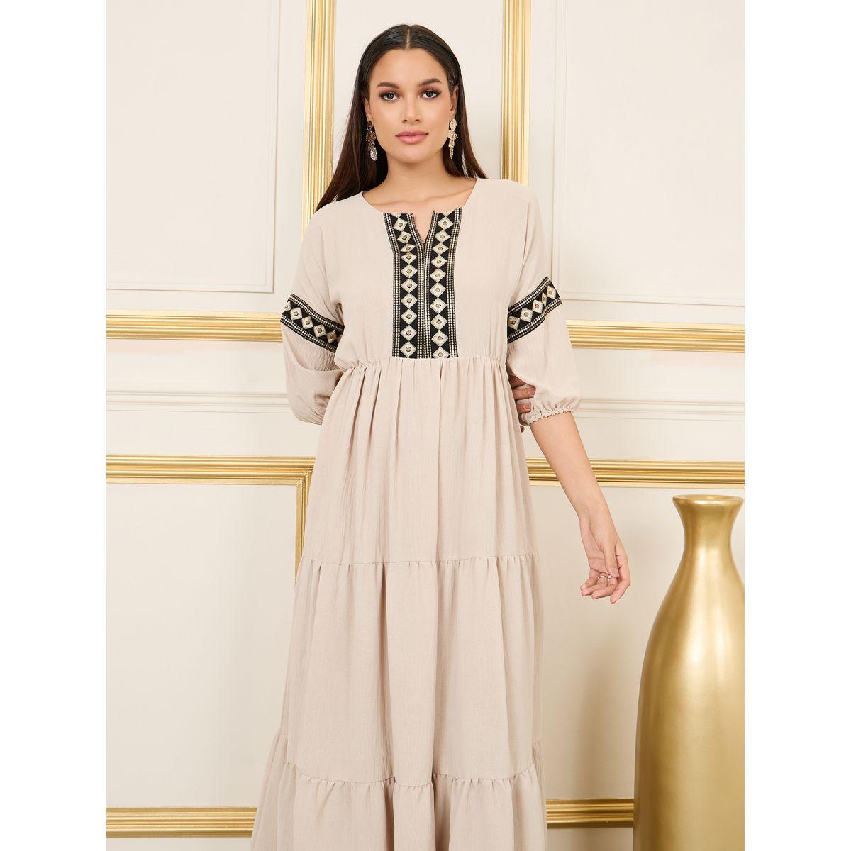 فستان طويل بكسرات وتفاصيل مُطرّزة-women-clothing-dresses-image-2