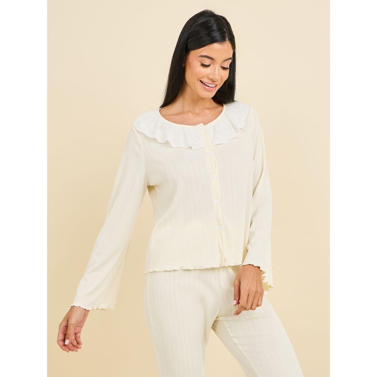 طقم من بنطال بيجاما وبلوزة مضلعة مع كشكش-women-clothing-nightwear-pyjamas-longsets-image-2