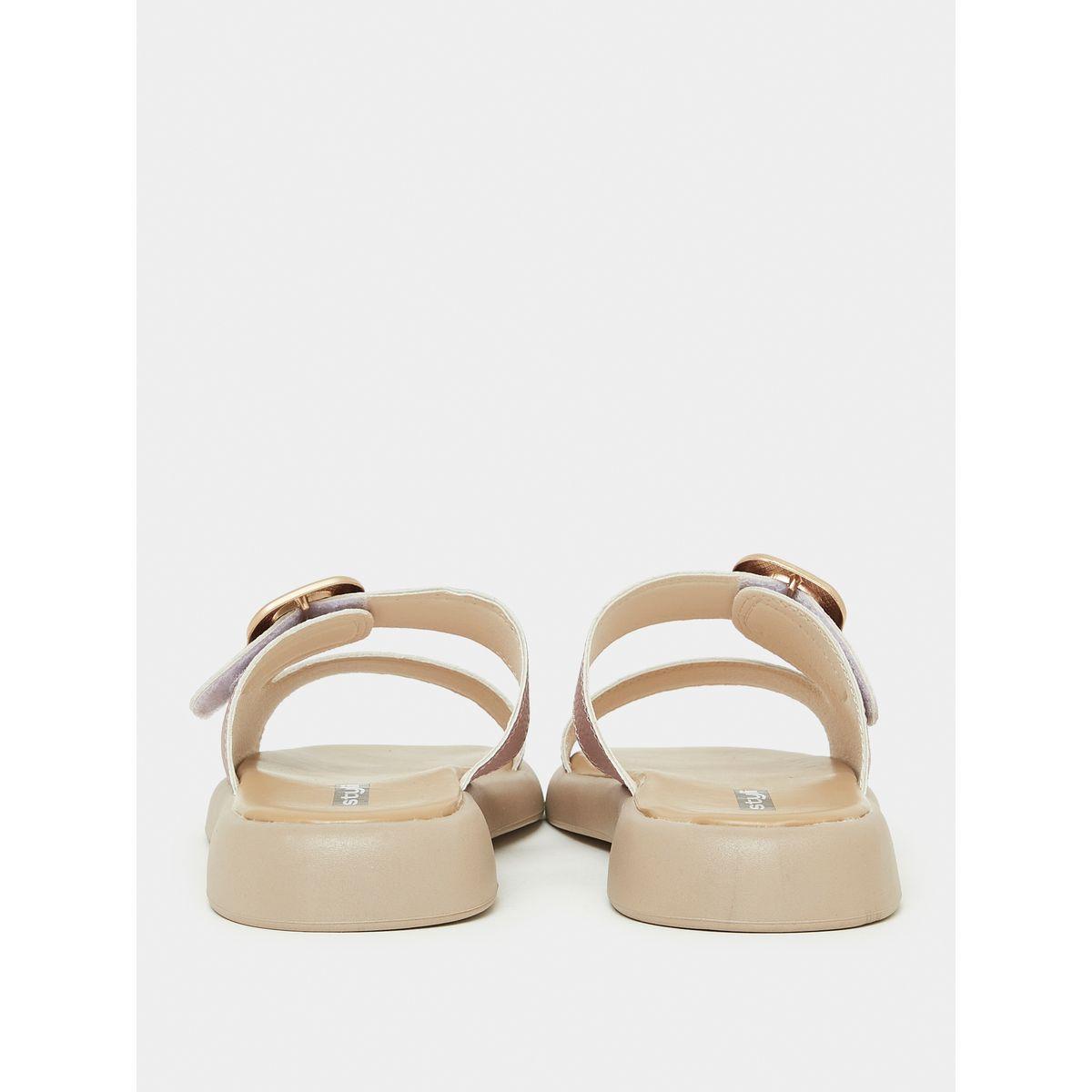 صندل فلات بسير مع إبزيم غلق-women-shoes-sandals-flats-image-3