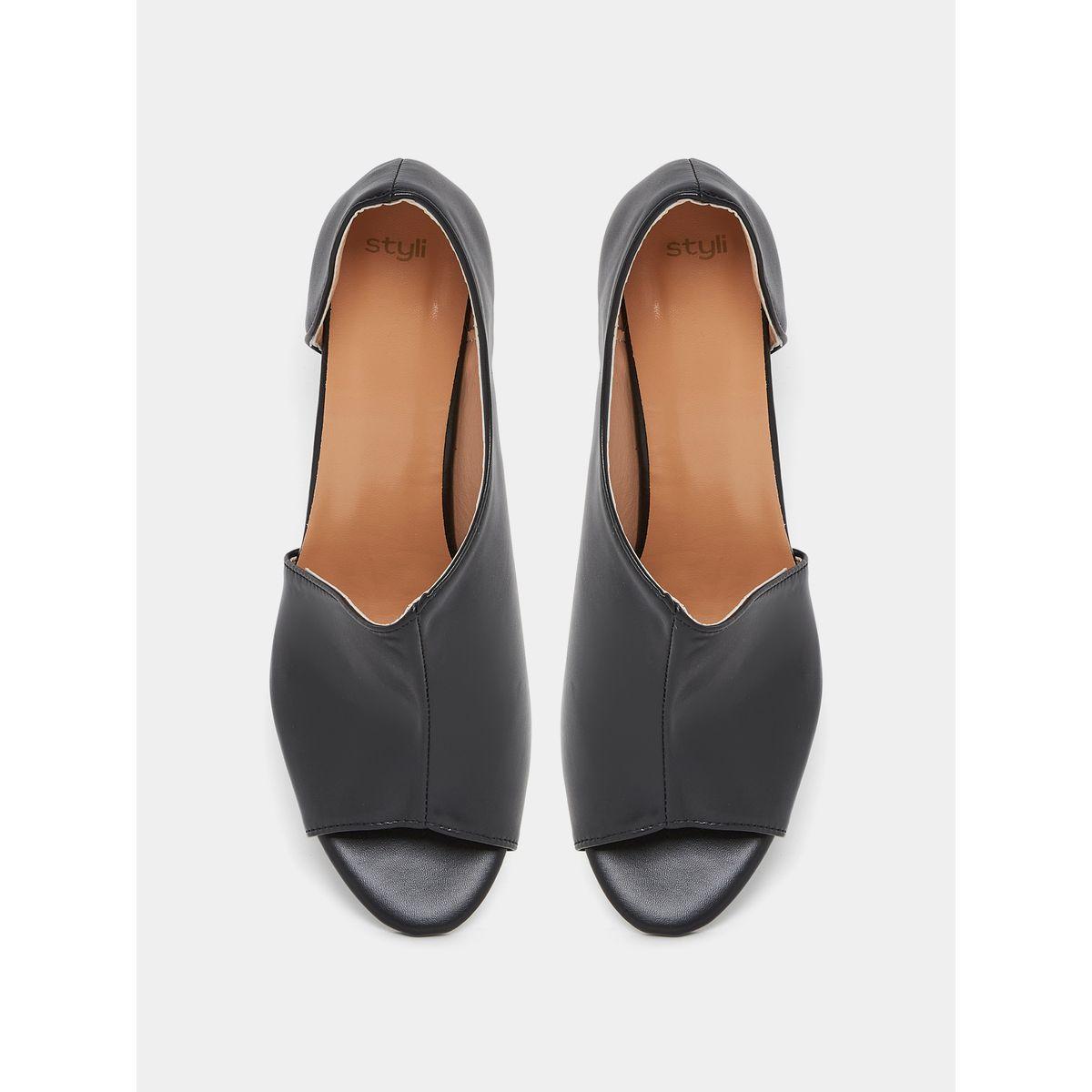 Styli Diagonal Wide Strap Block Heel Sandals-women-shoes-heels-image-6