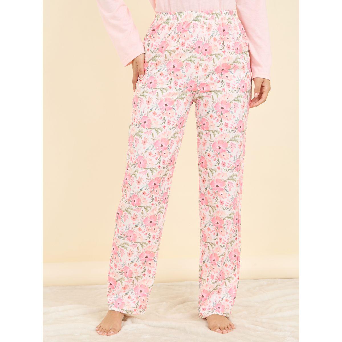 Styli Unwind Solid Pocket Detail T-shirt and Floral Print Pyjama Set-women-clothing-nightwear-pyjamas-longsets-image-5