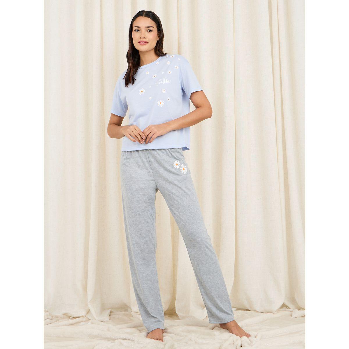 Styli Unwind Daisy Print Drop Shoulder T-Shirt and Melange Pyjama Set-women-clothing-nightwear-pyjamas-longsets-image-1