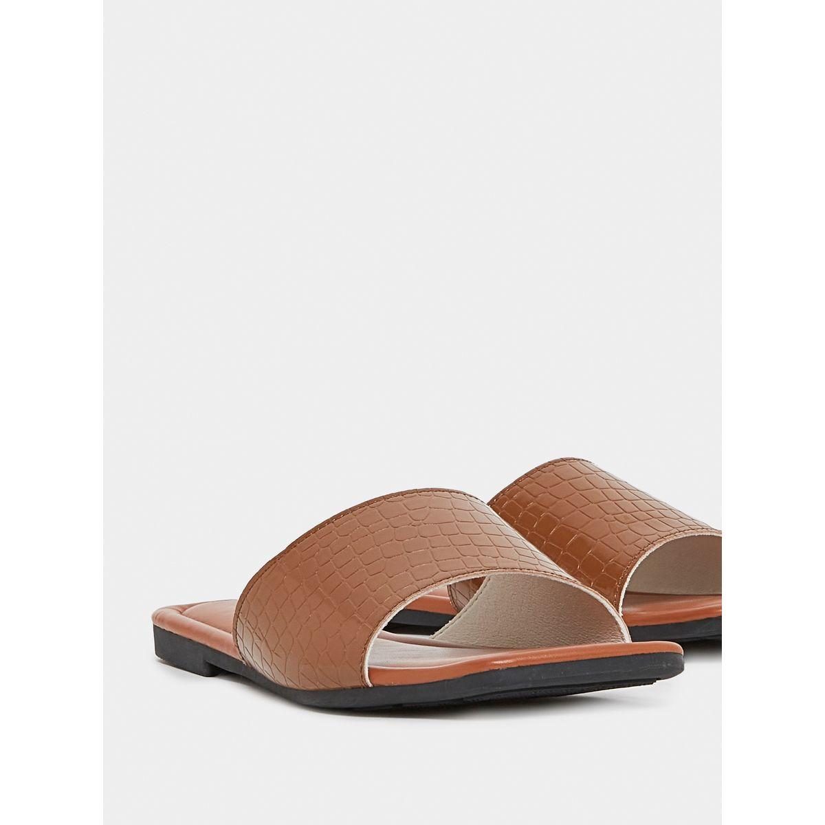 Styli Textured Slip On Flat Sandals-women-shoes-sandals-flats-image-10
