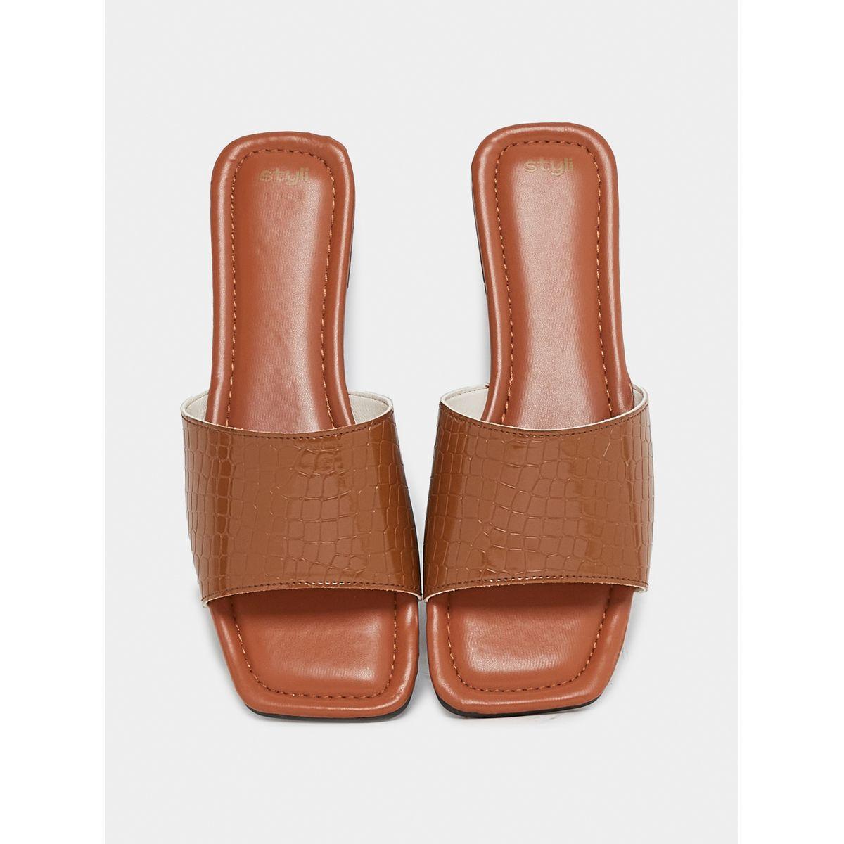 Styli Textured Slip On Flat Sandals-women-shoes-sandals-flats-image-12