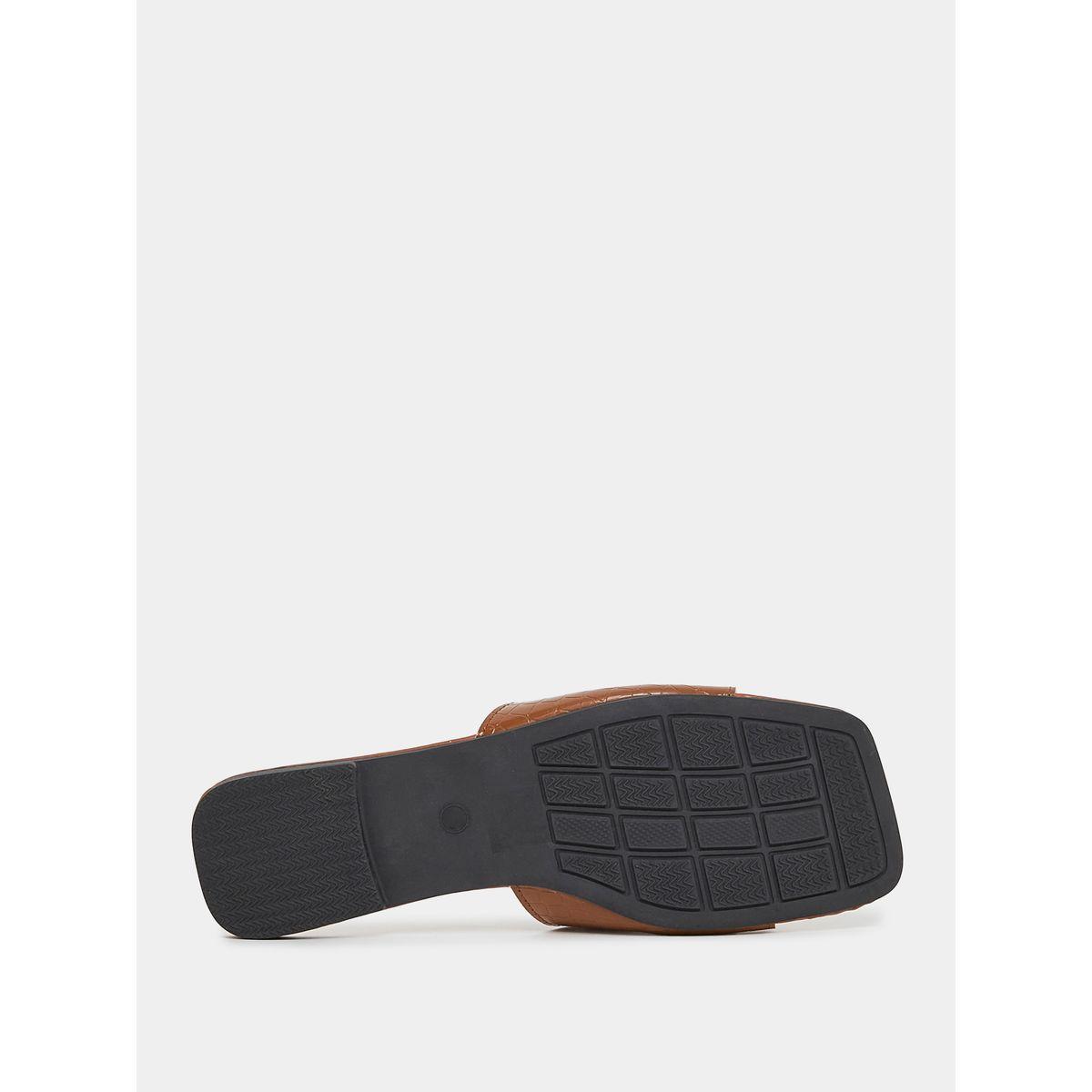 Styli Textured Slip On Flat Sandals-women-shoes-sandals-flats-image-6