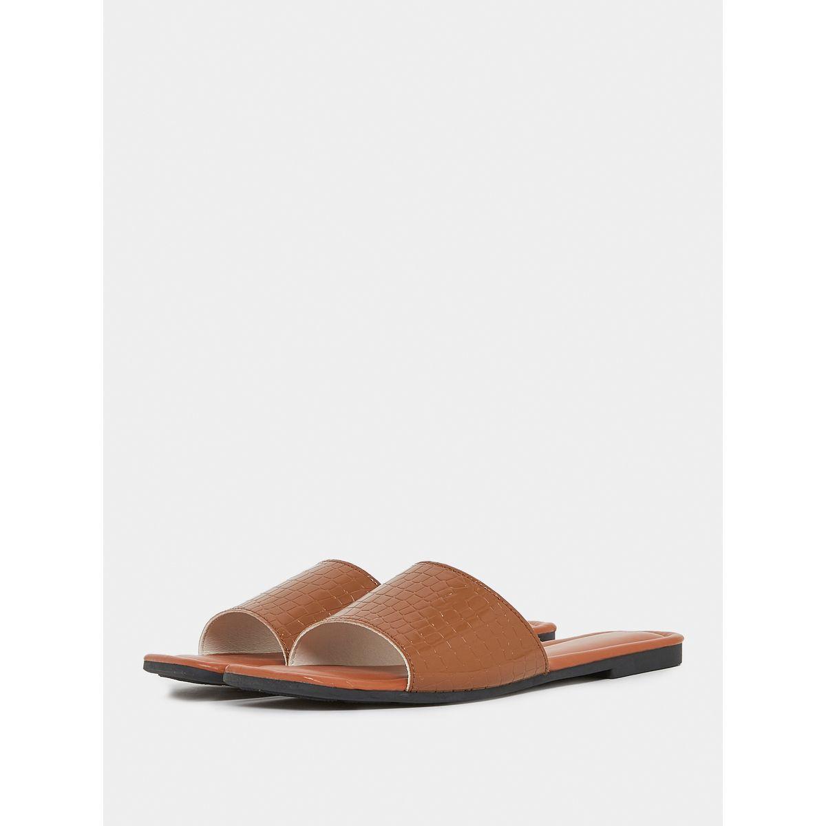 Styli Textured Slip On Flat Sandals-women-shoes-sandals-flats-image-9