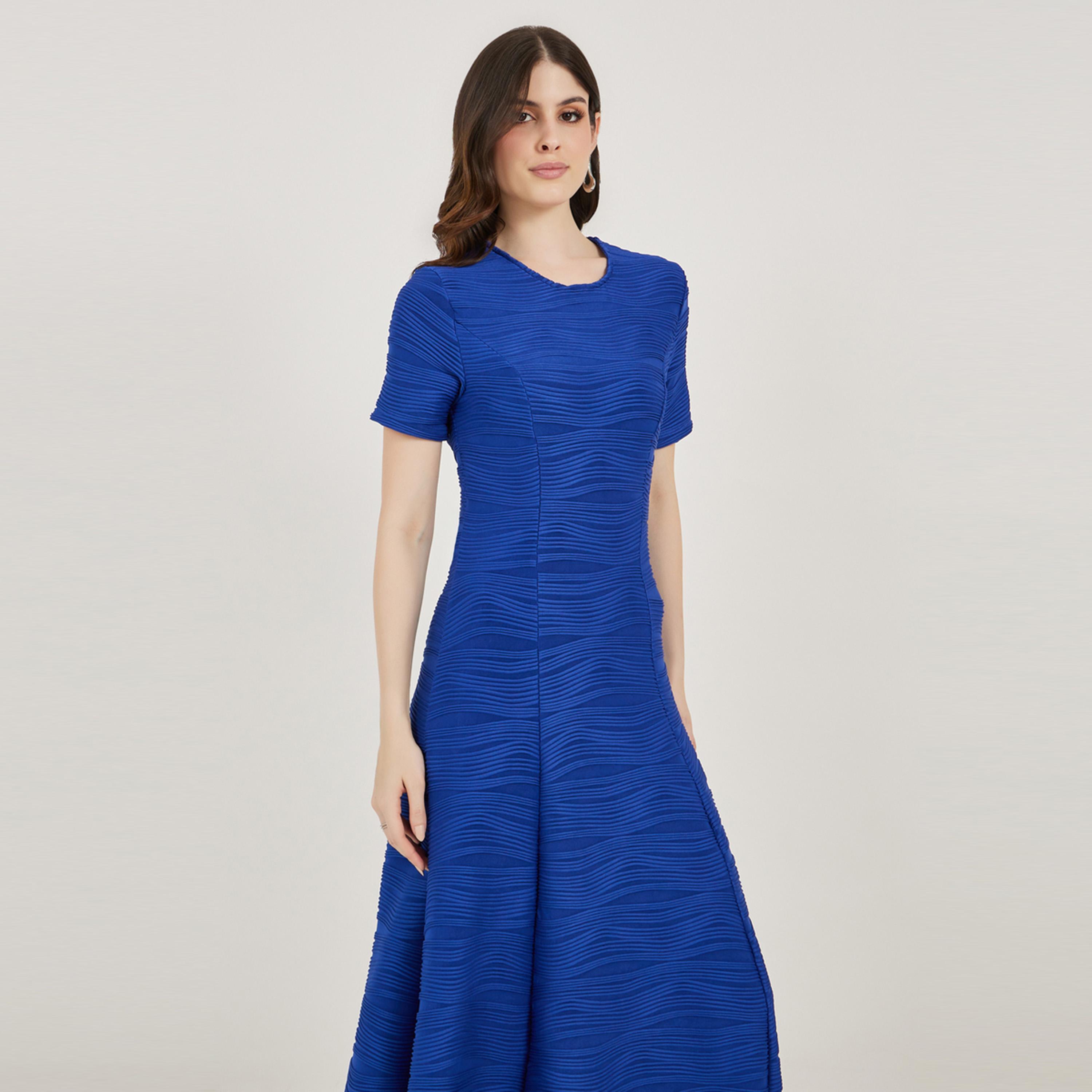 ستايلي - فستان متوسط الطول بقصة A مع كسرة مربعة-women-clothing-dresses-image-2